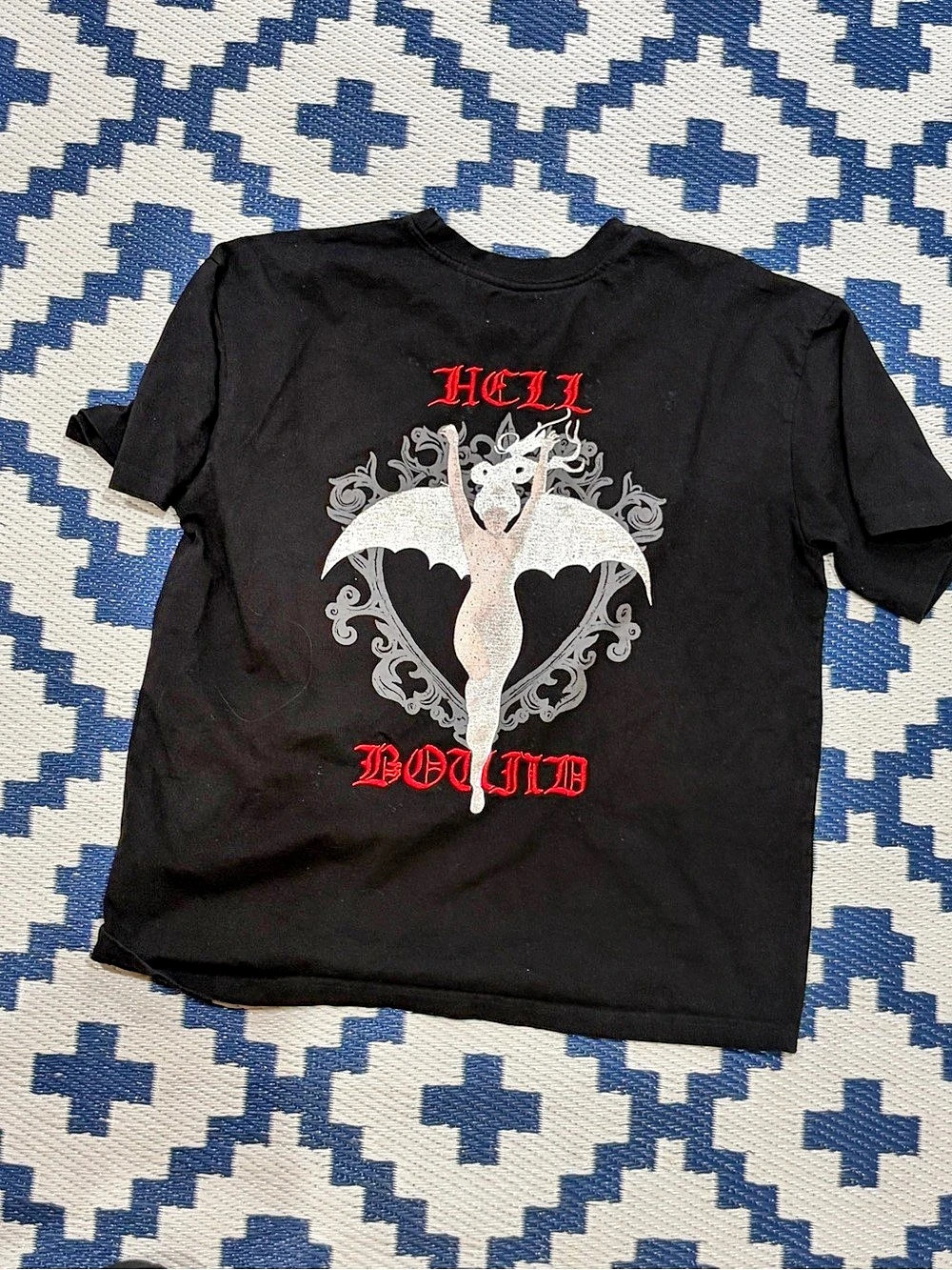 Prime Essentials Hell Bound Embroidered T shirt Black Streetwear Men’s Size L